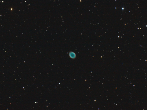 http://astro.gligor.net/2013/07/nebuloasa-planetara-m57/