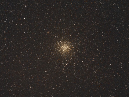 http://astro.gligor.net/2013/07/m22-roi-globular-sagittarius/